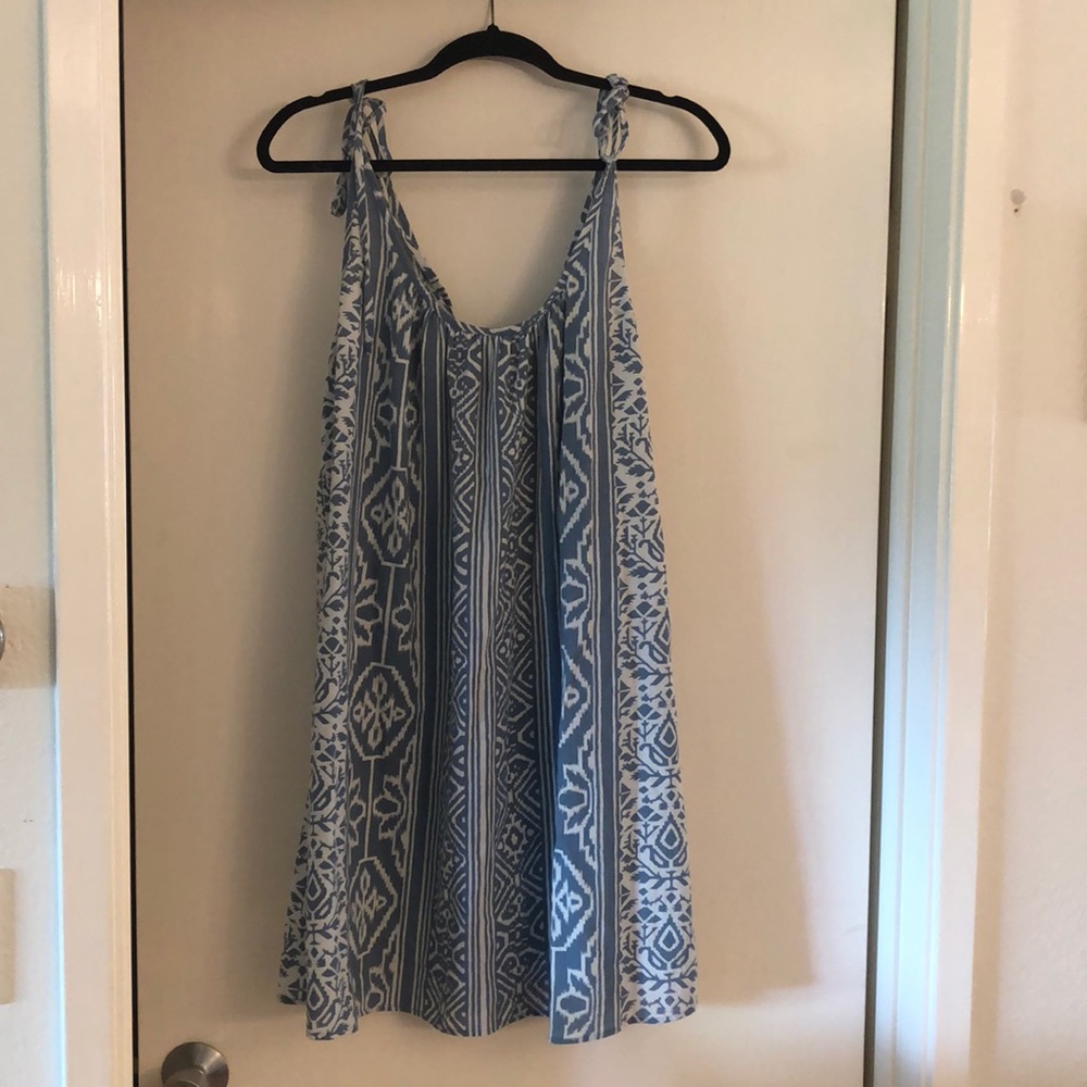 Tie dress